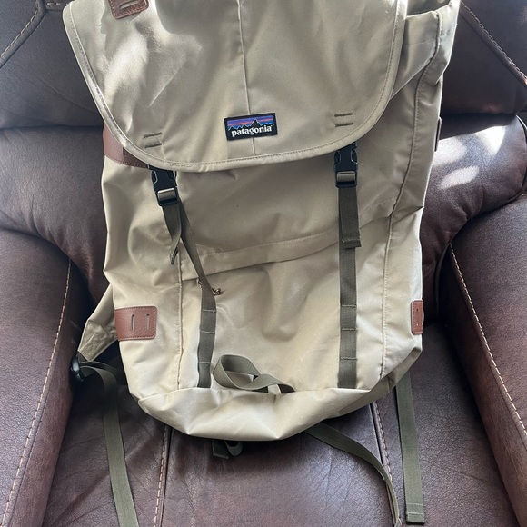 Patagonia Handbags - Patagonia Tan Backpack